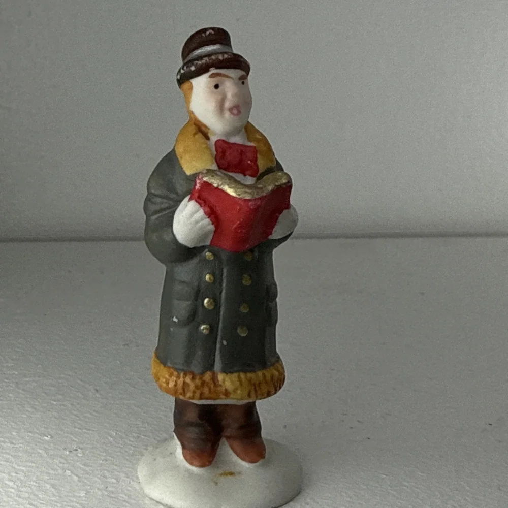Vtg Lemax Christmas Village Accessories Set Of (3)‎ Carolling On the Common
